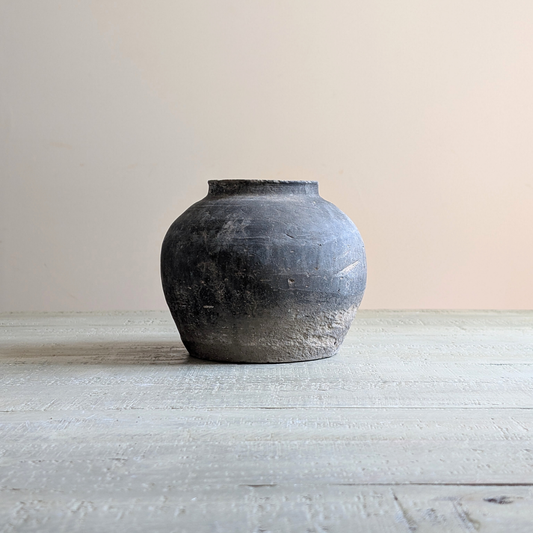 Small Charcoal Pot 2