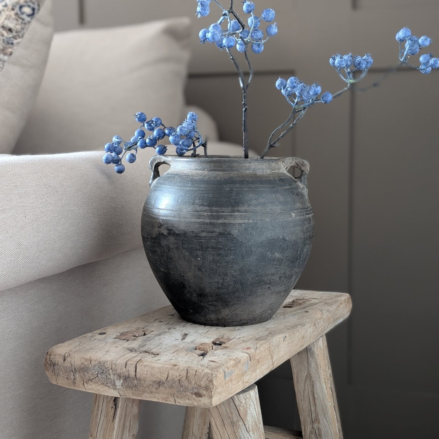 Small Charcoal Pot 1
