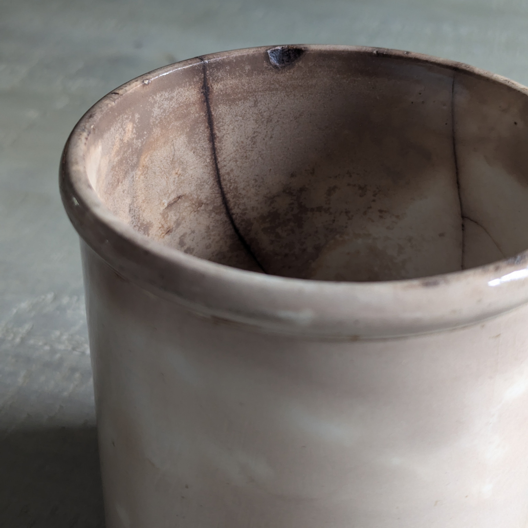 Tall Mottled Pot 2