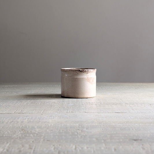 Small Cream Mottled Pot