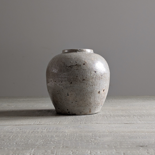 Large Beige Ginger Jar