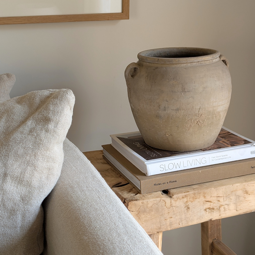 Medium Pale Grey Double Handled Pot