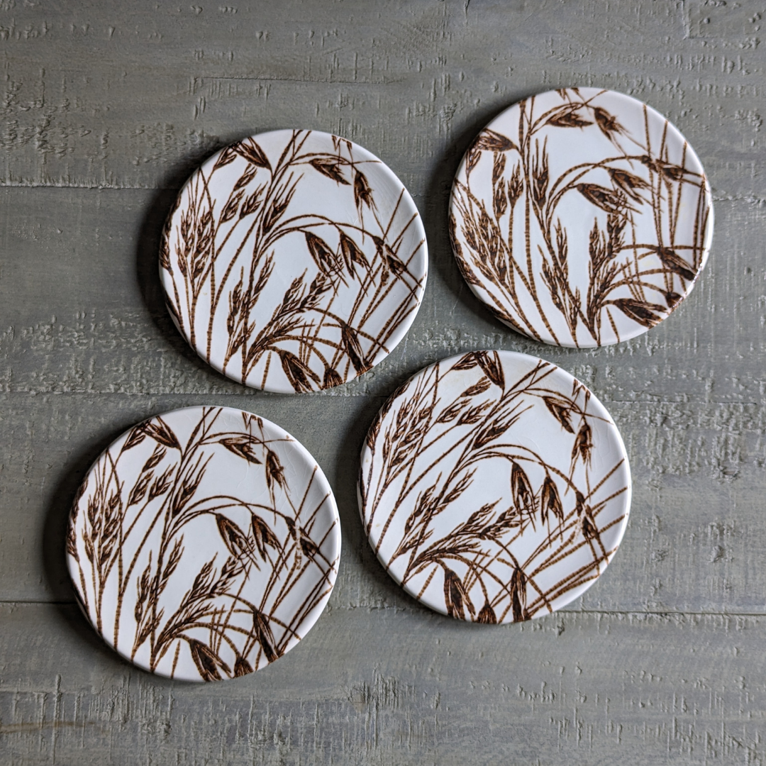 Set of 4 Tiny Oat Plates