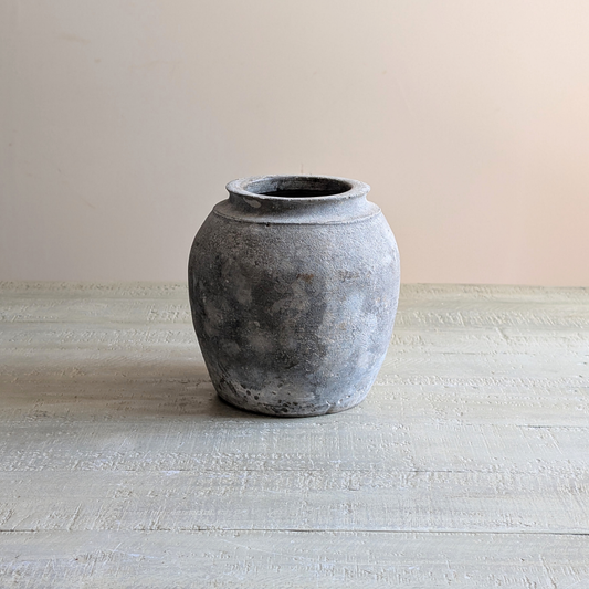 Medium Grey Pot 2
