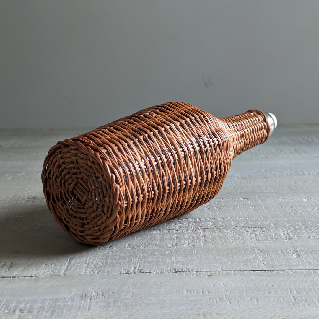 Wicker Olive Oil Case