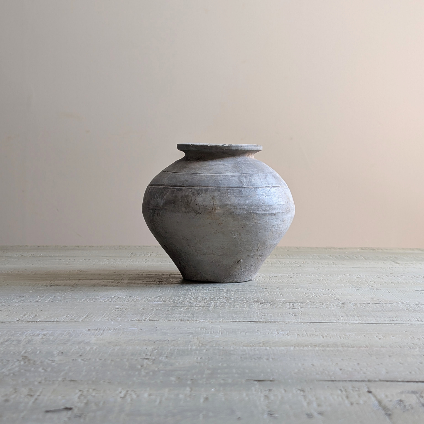 Small Grey Pot 2