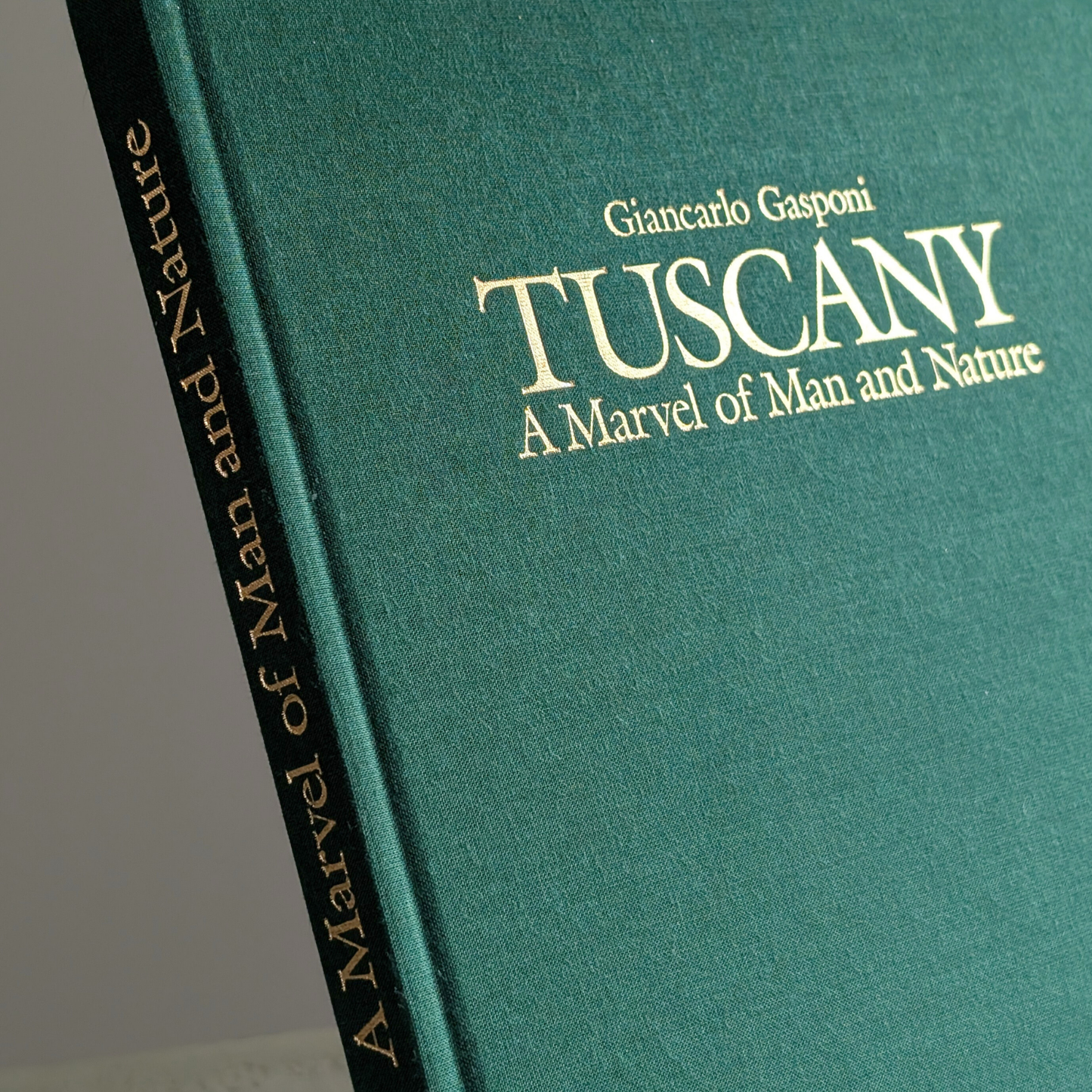 Tuscany Book