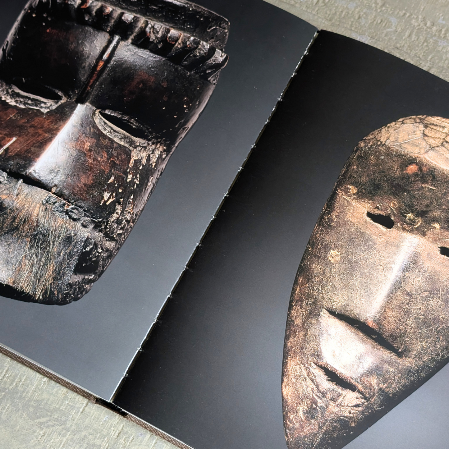 Sculptures Africaines Book