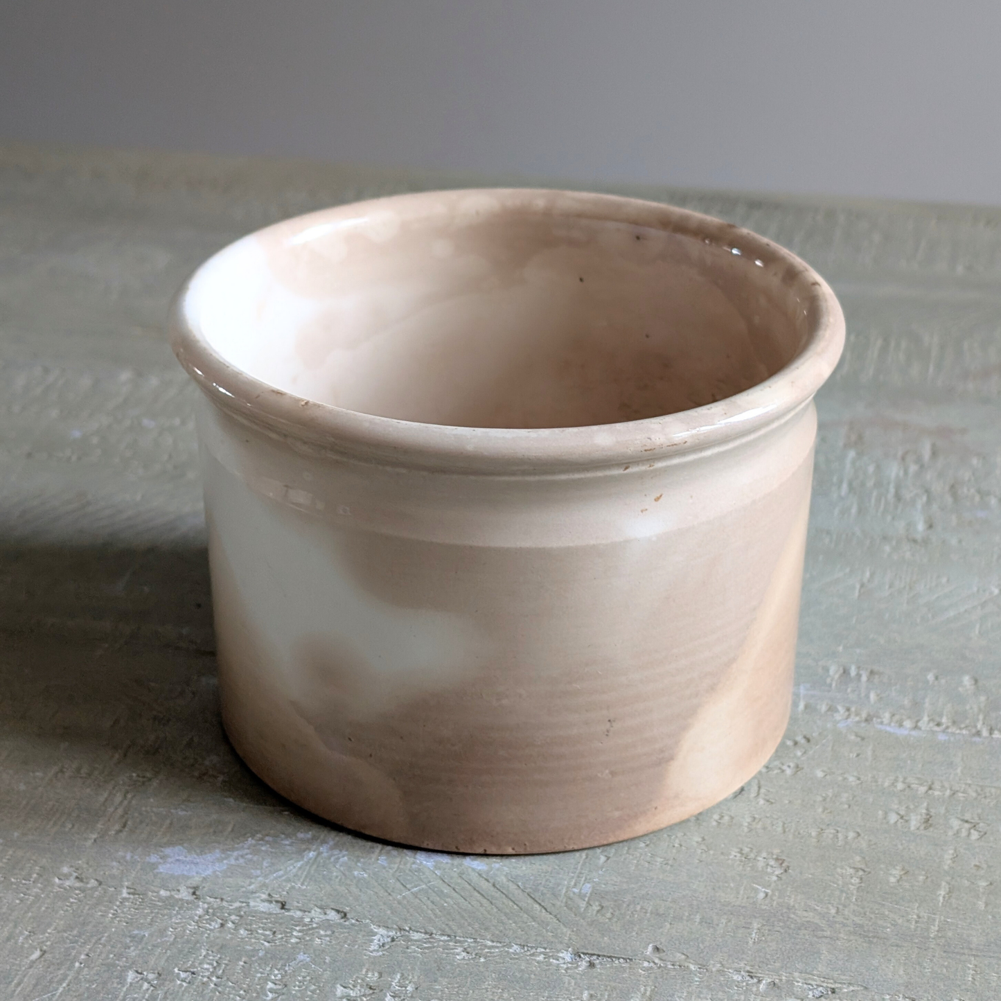 Large Mottled Pot 1