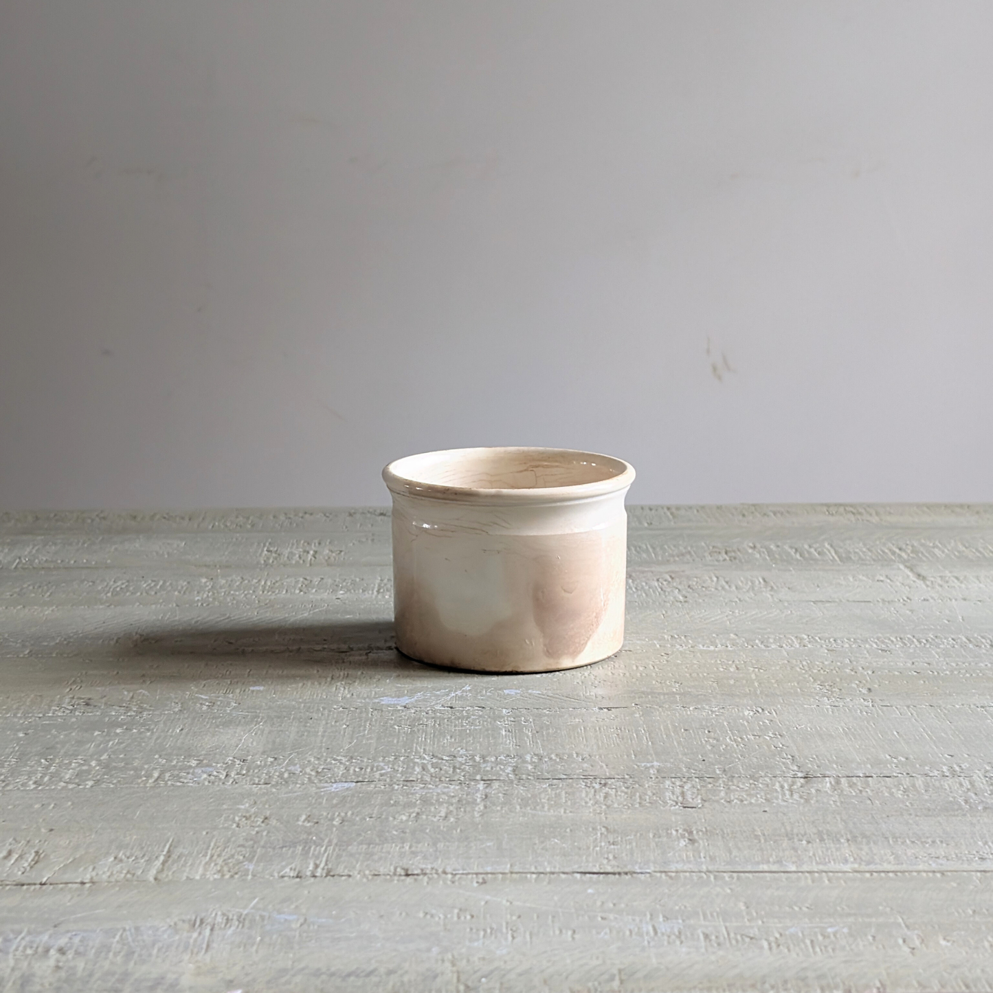 Small Mottled Pot 1