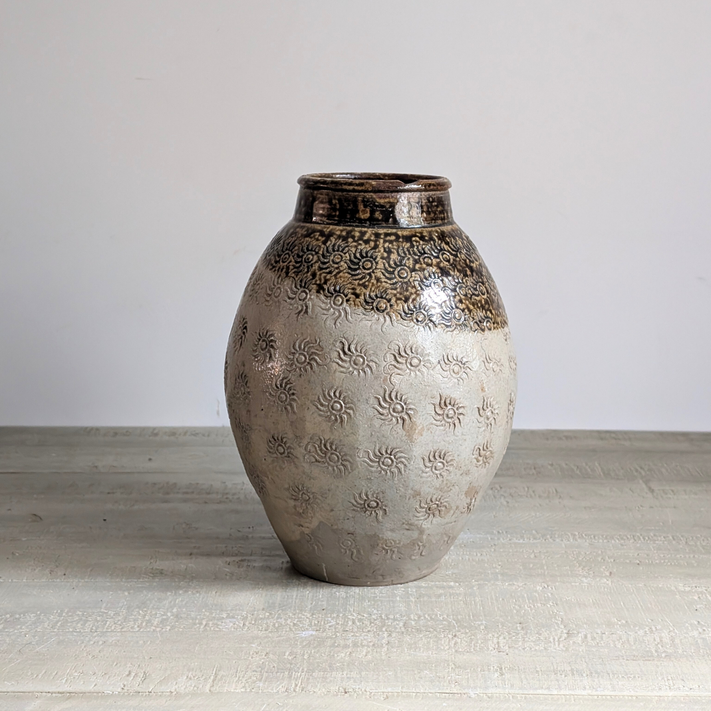 Large Yunnan Pot 1