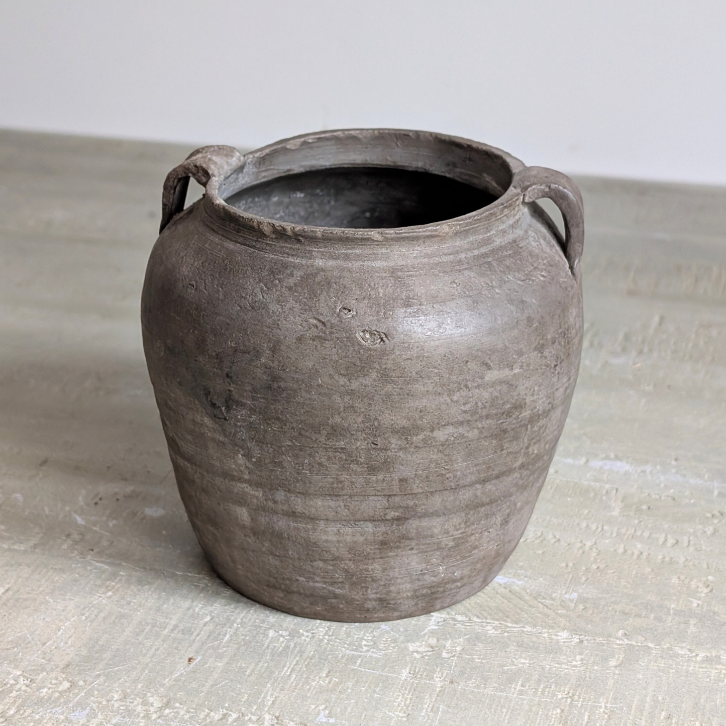 Small Grey Pot 1