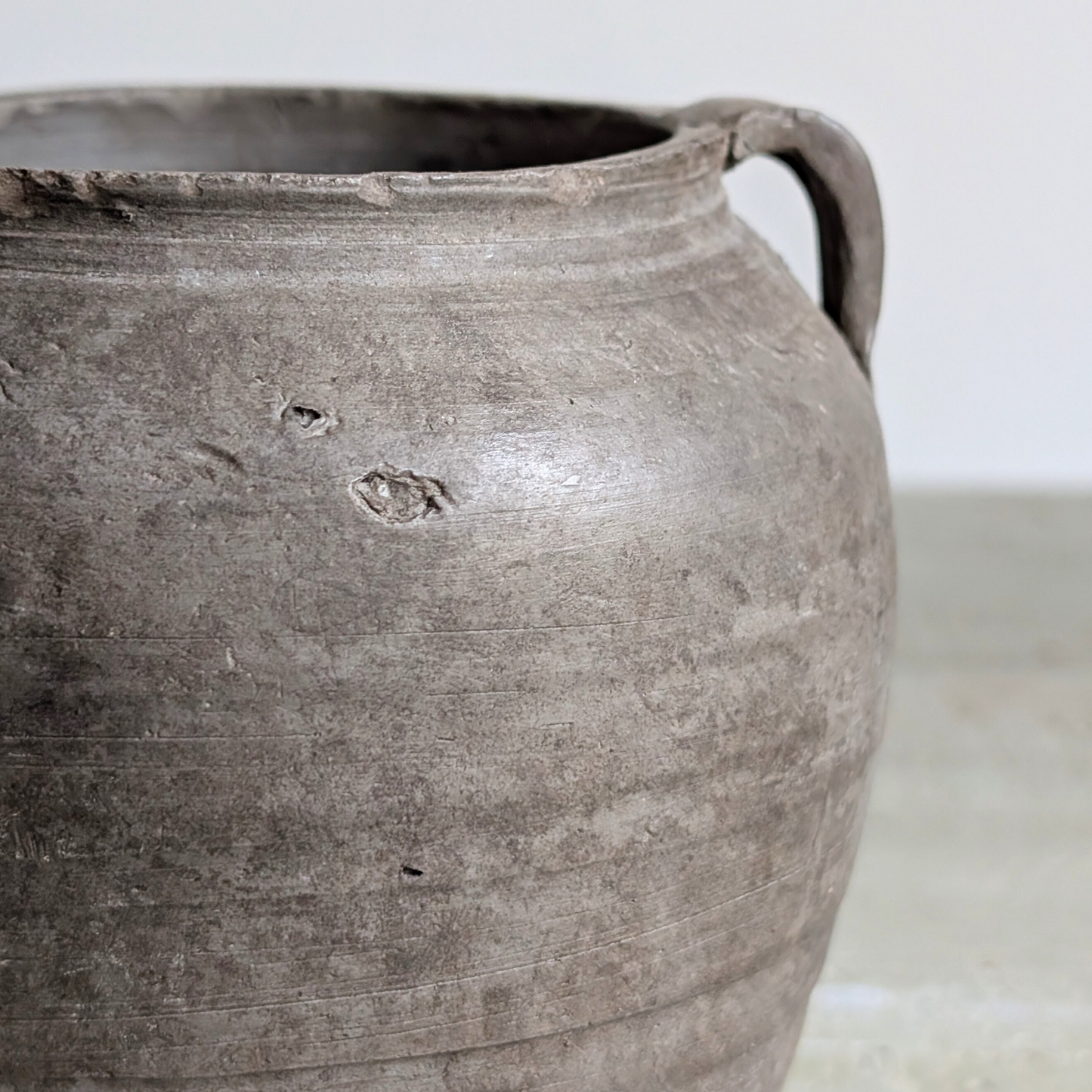Small Grey Pot 1