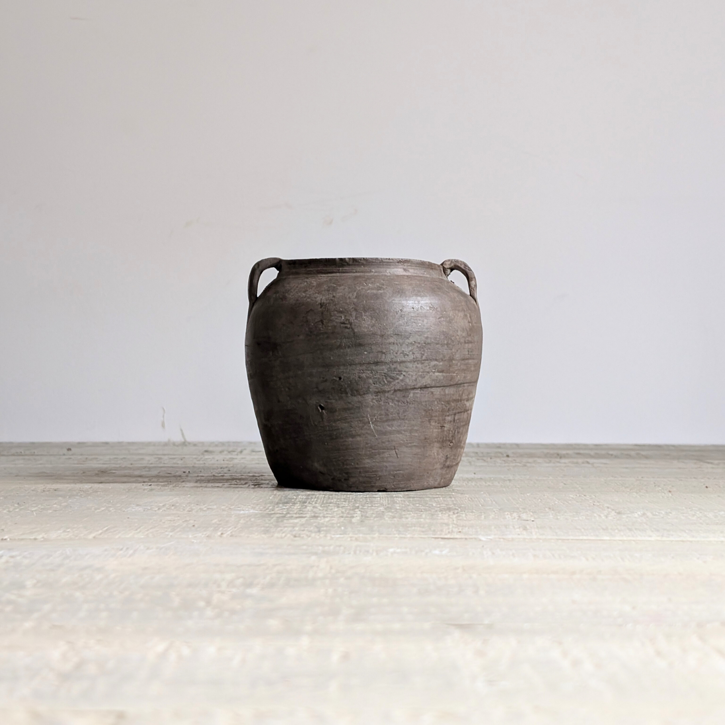 Small Grey Pot 1