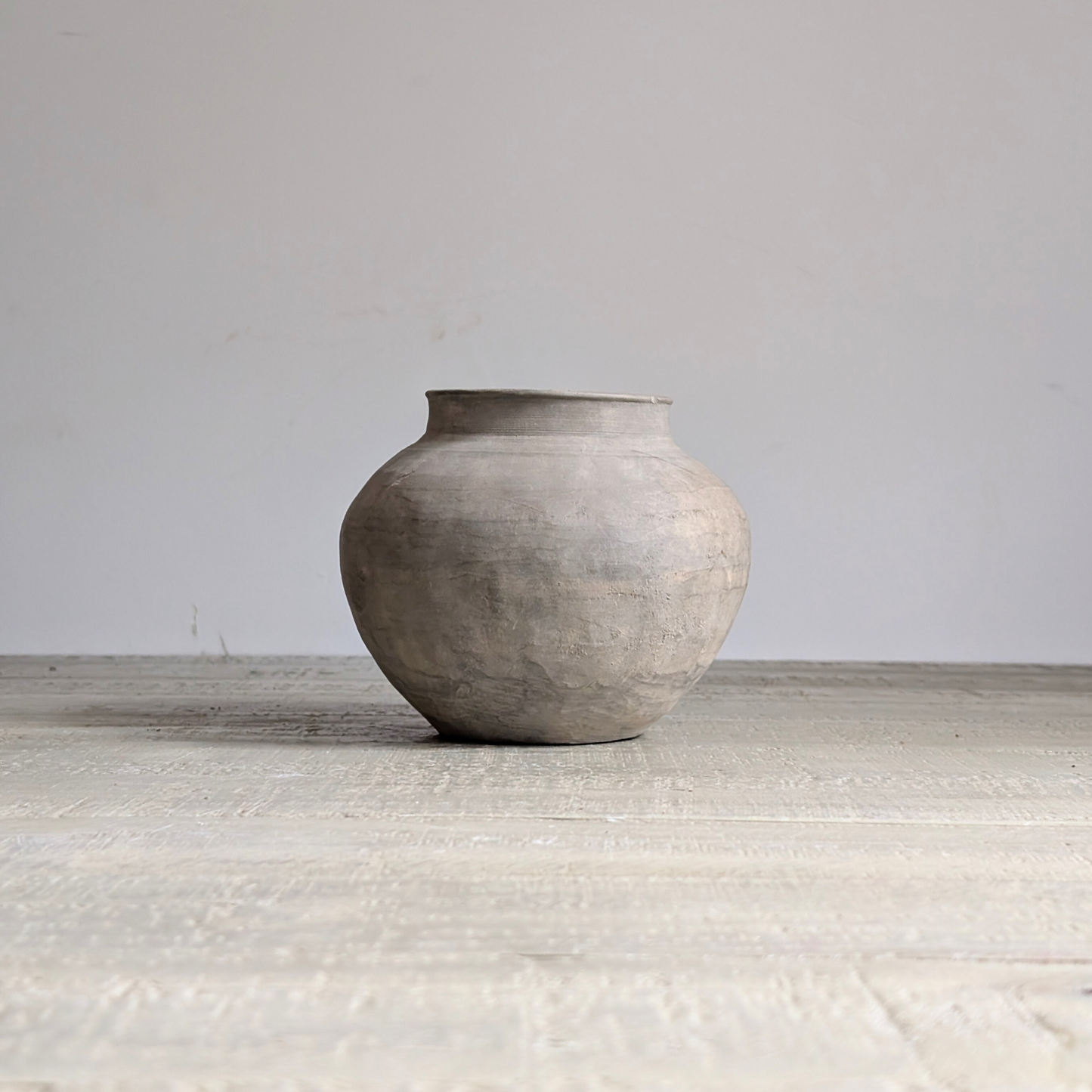 Small Grey Pot 2