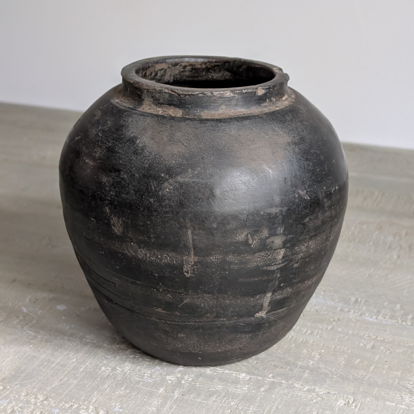 Small Charcoal Pot 1