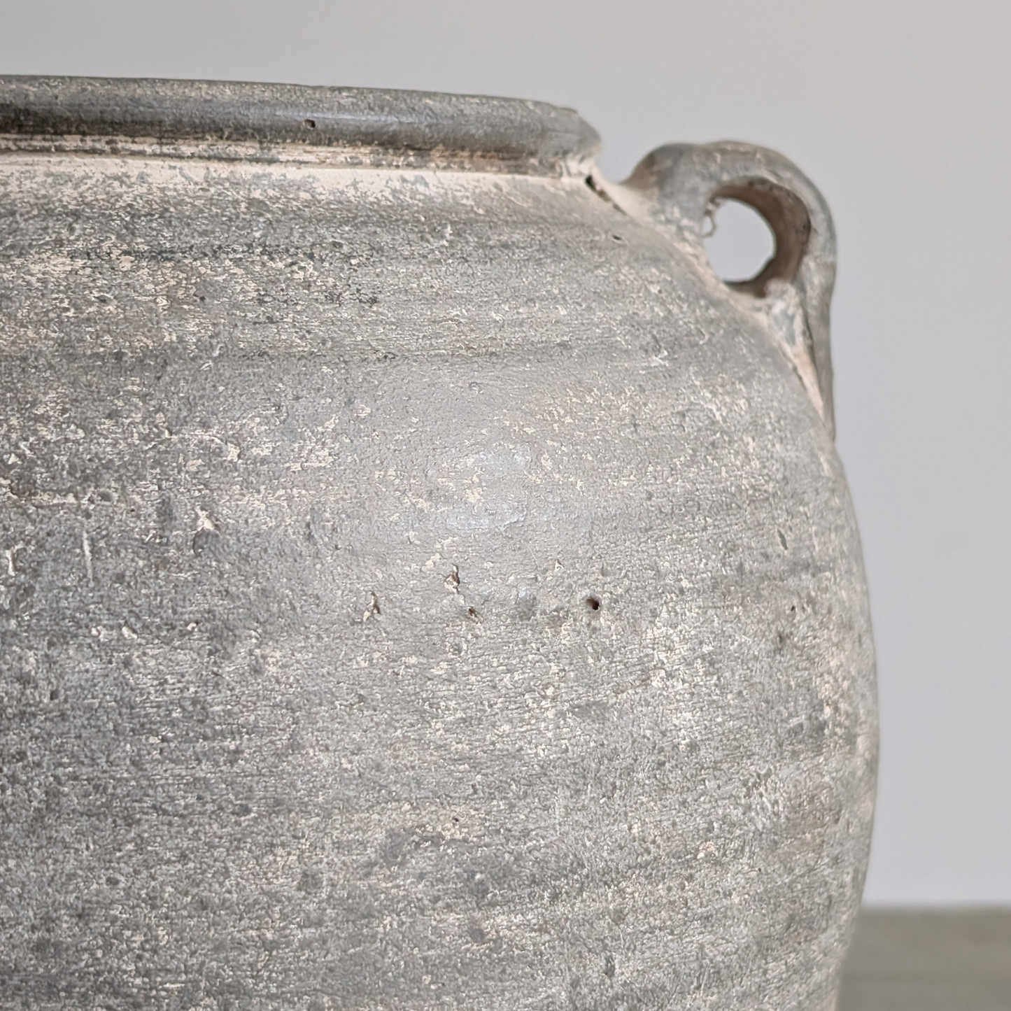 Large Grey Pot 1