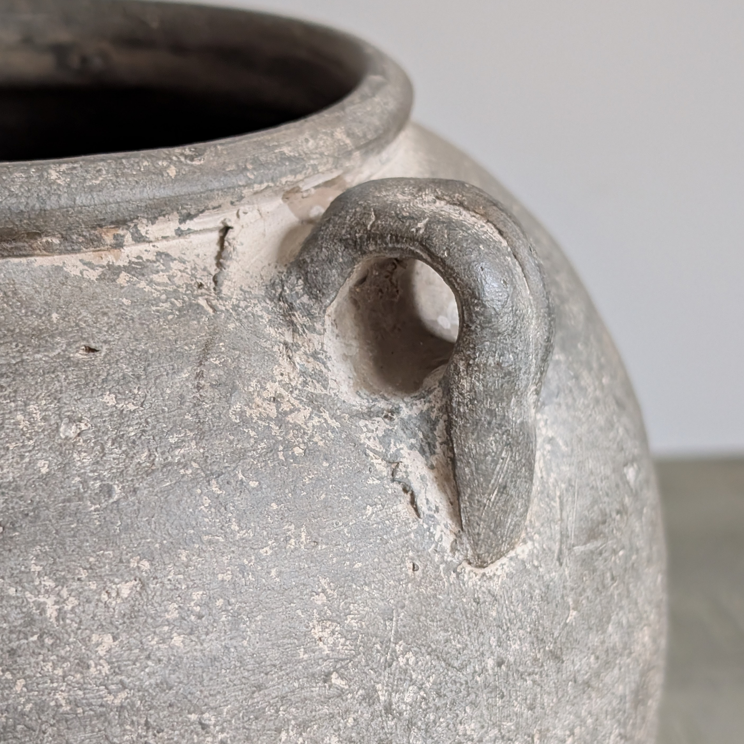 Large Grey Pot 1