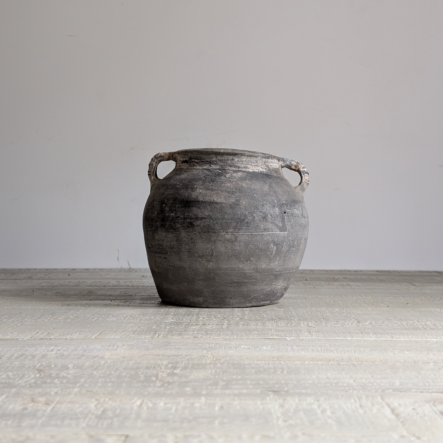 Small Charcoal Pot 2