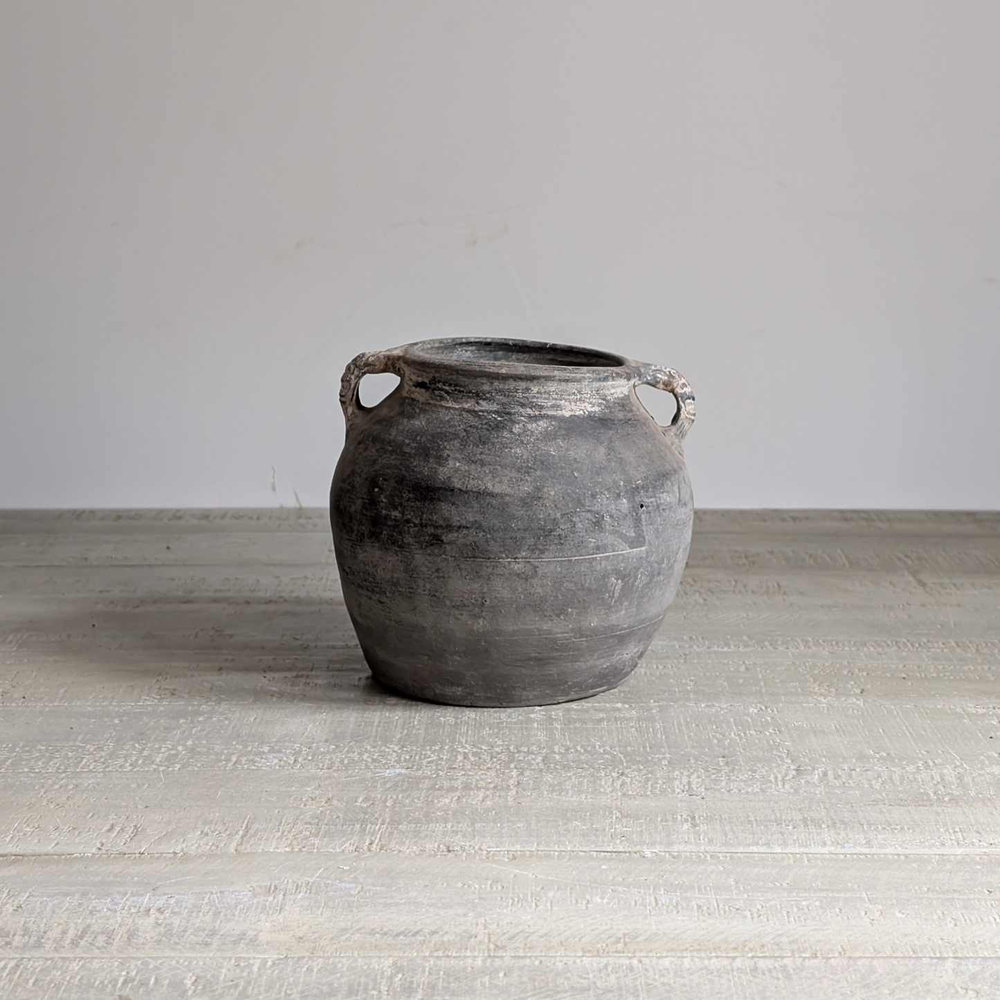 Small Charcoal Pot 2