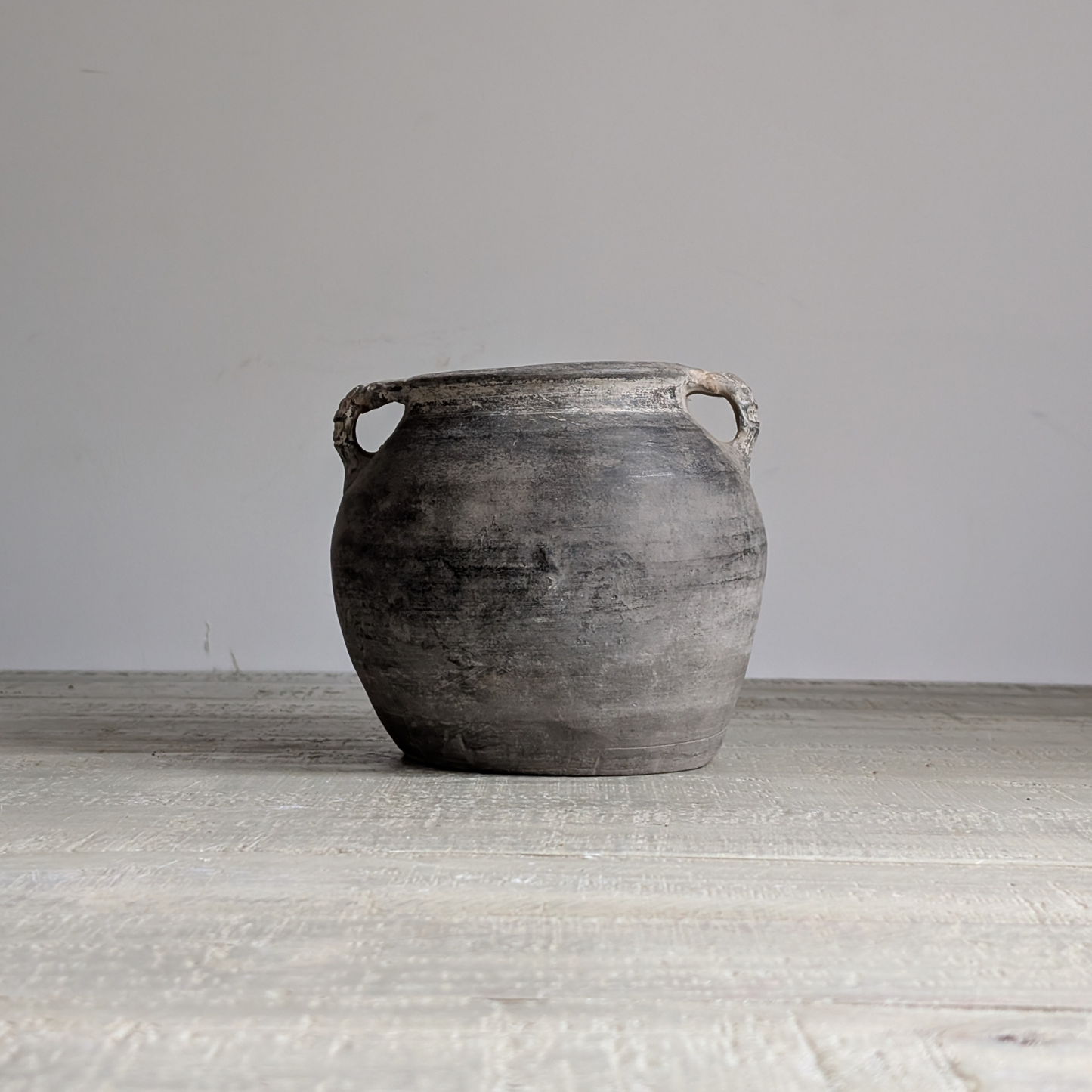 Small Charcoal Pot 2
