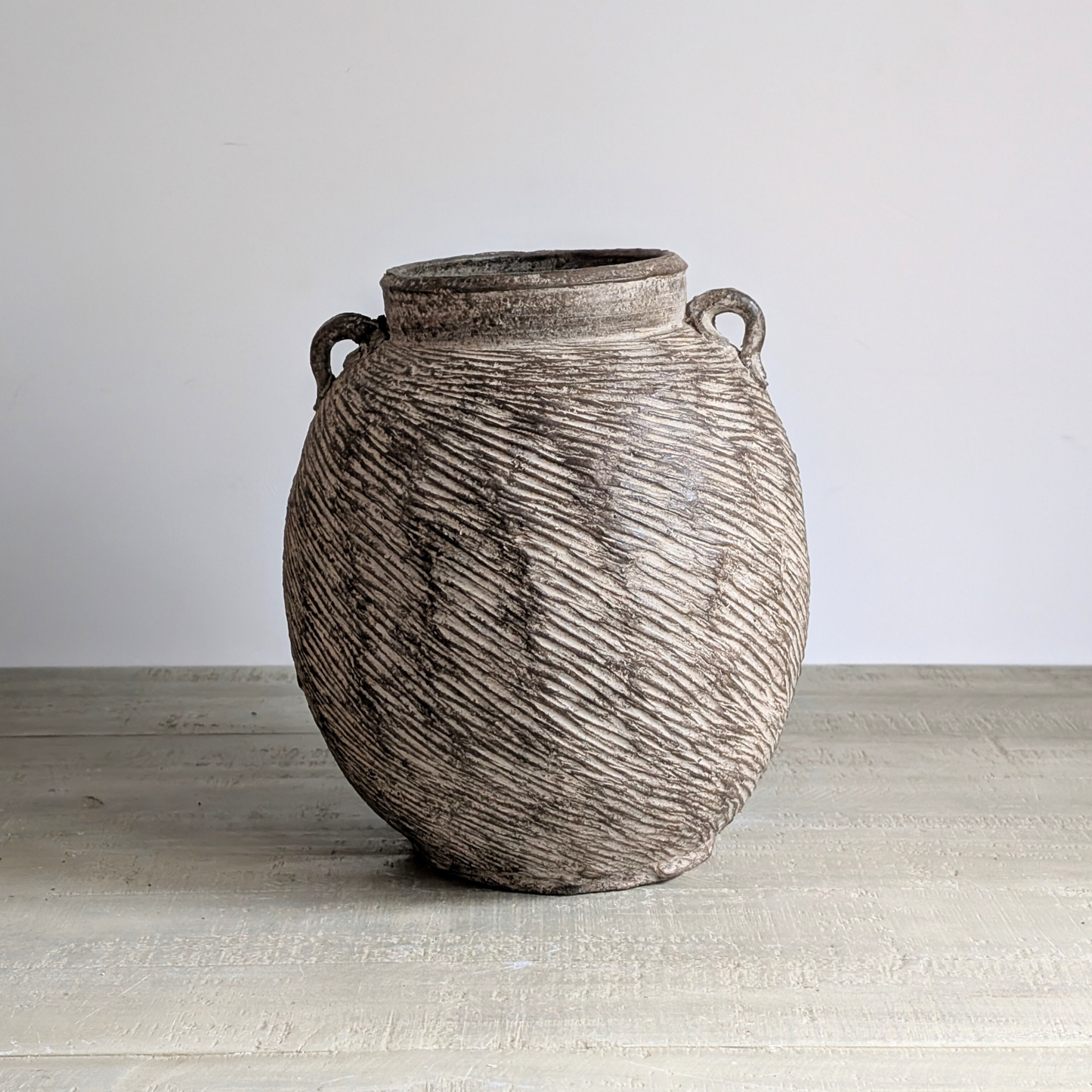 Large Yunnan Pot 2