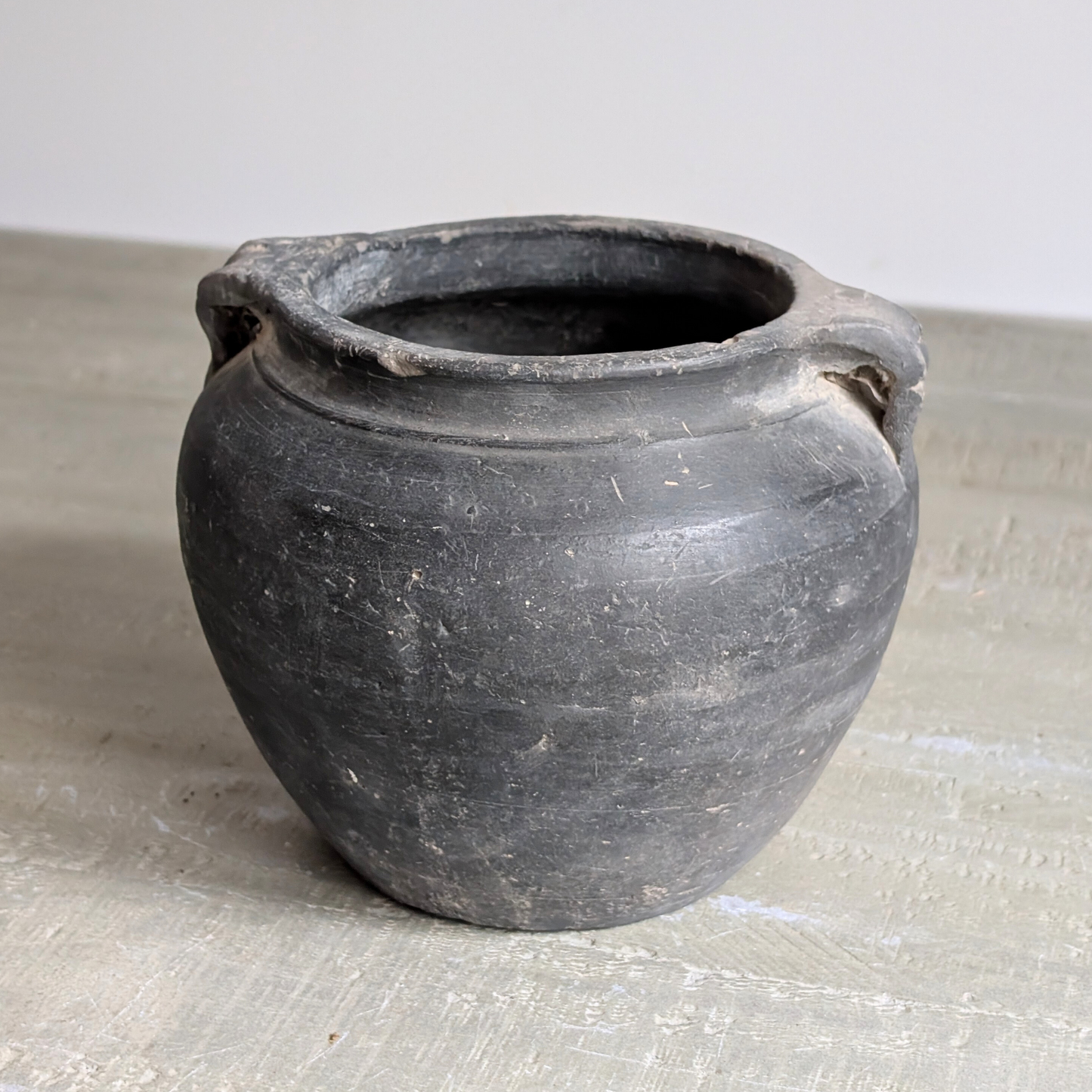 Small Charcoal Pot 3