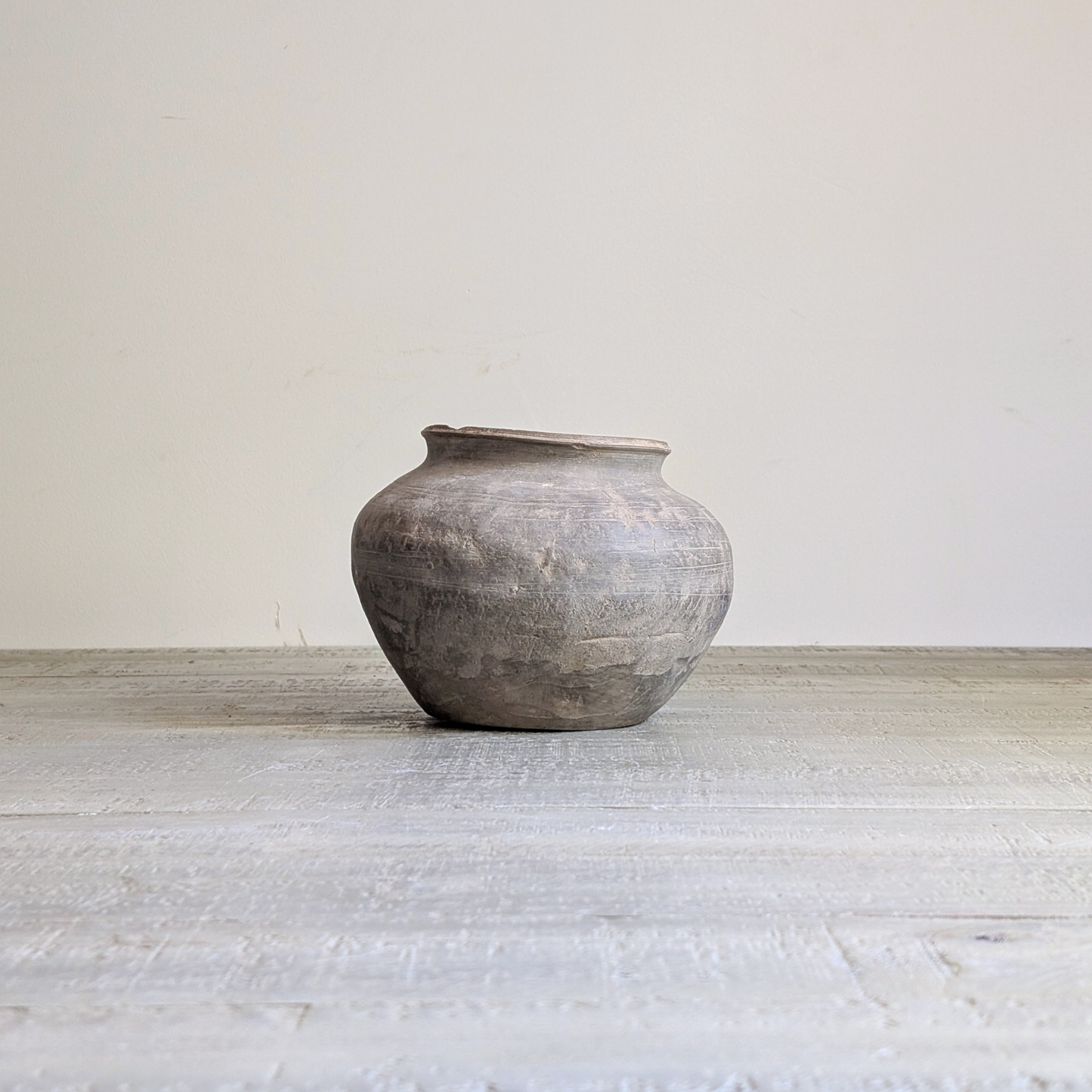 Small Grey Pot 1