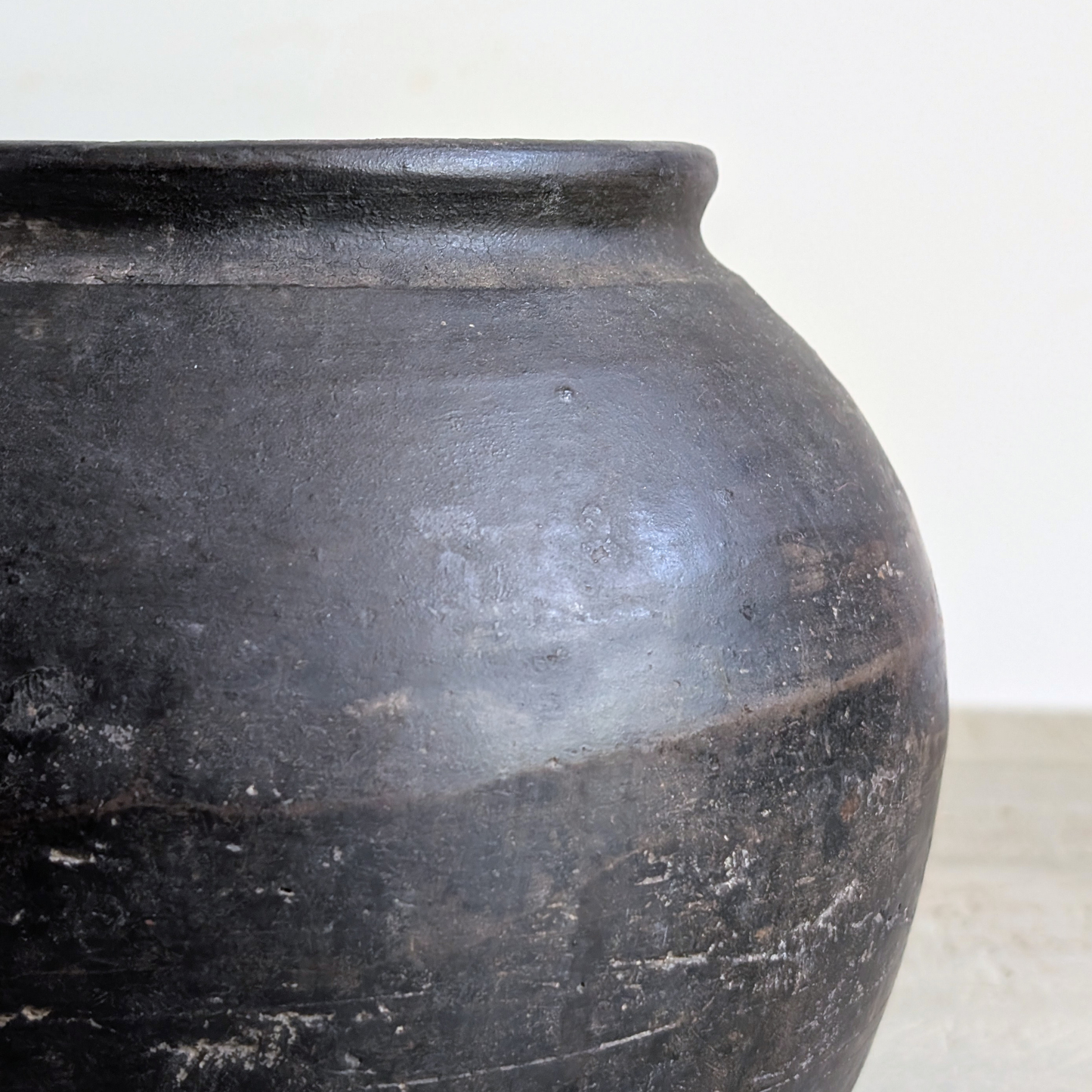 Small Charcoal Pot 2