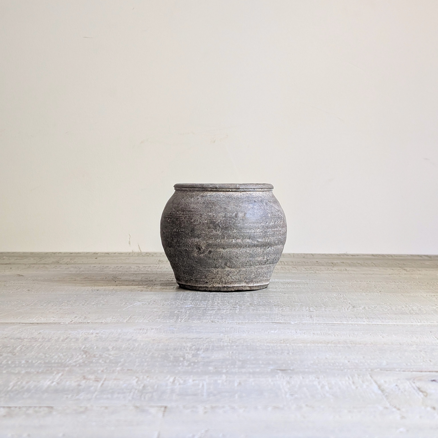 Small Grey Pot 2