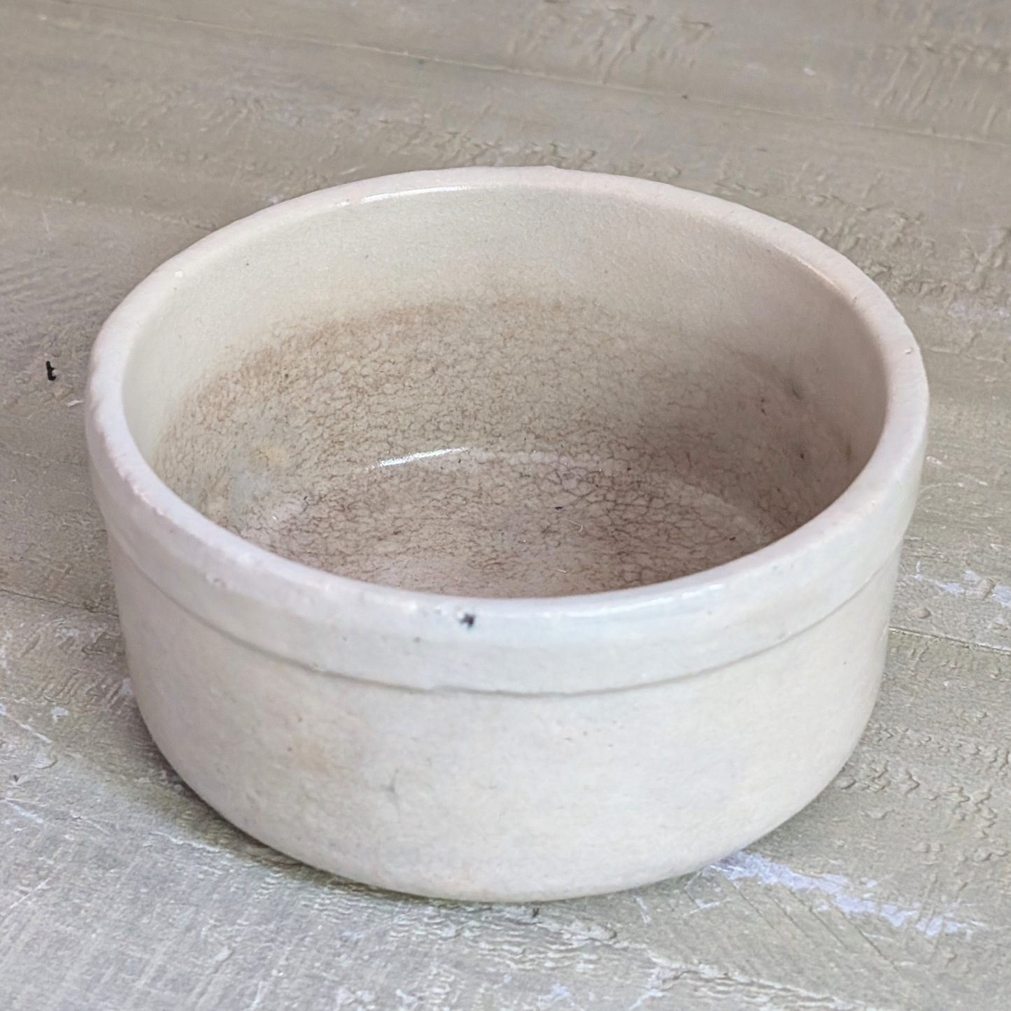 Shallow French White Pot