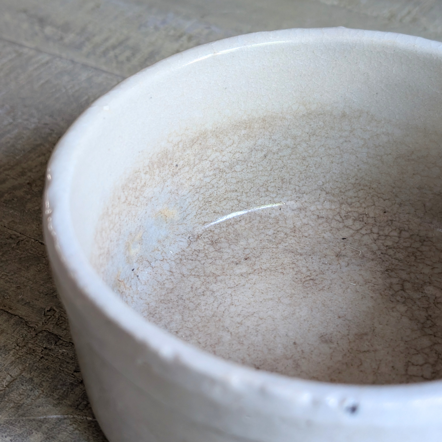 Shallow French White Pot