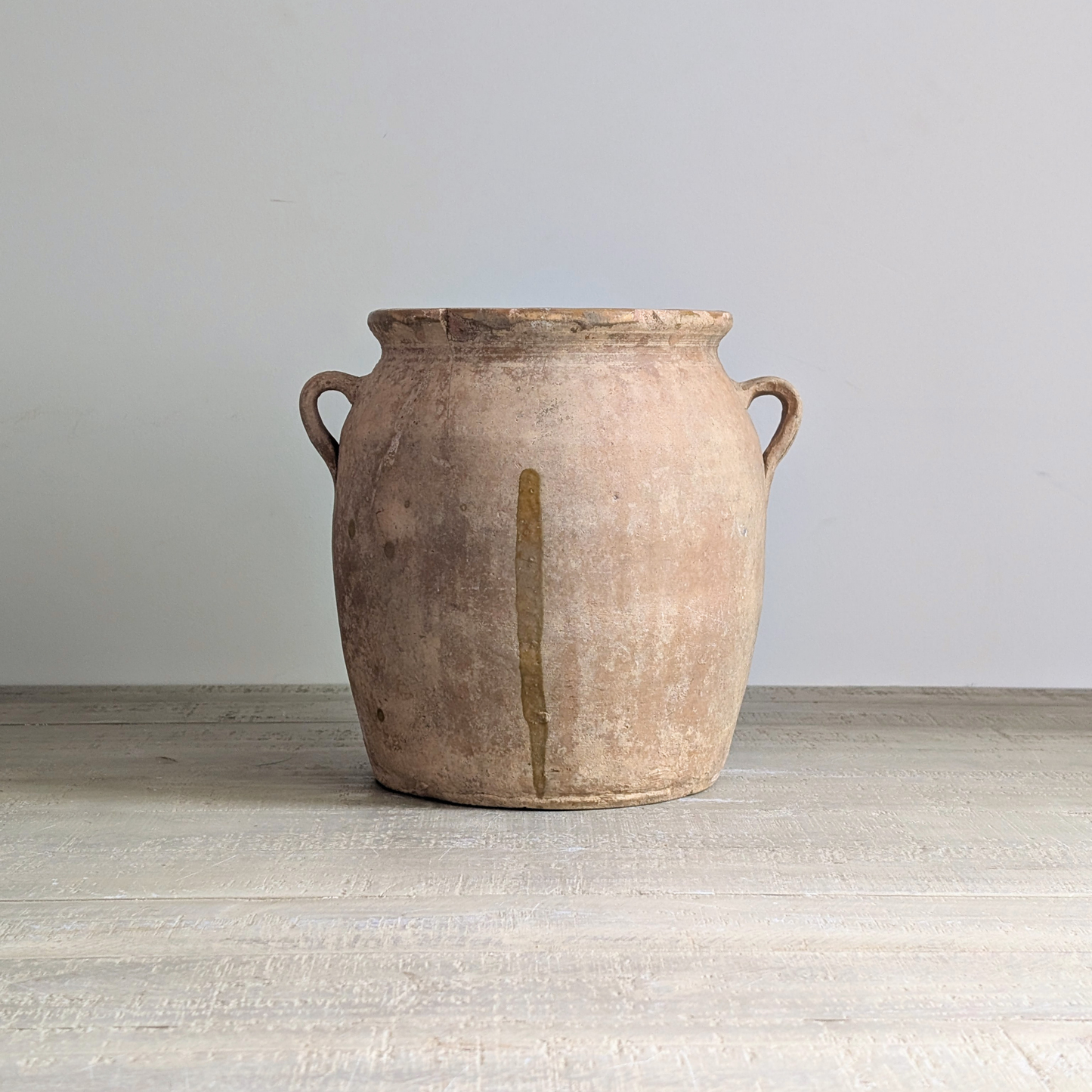Large Yellow Glazed Spanish Pot