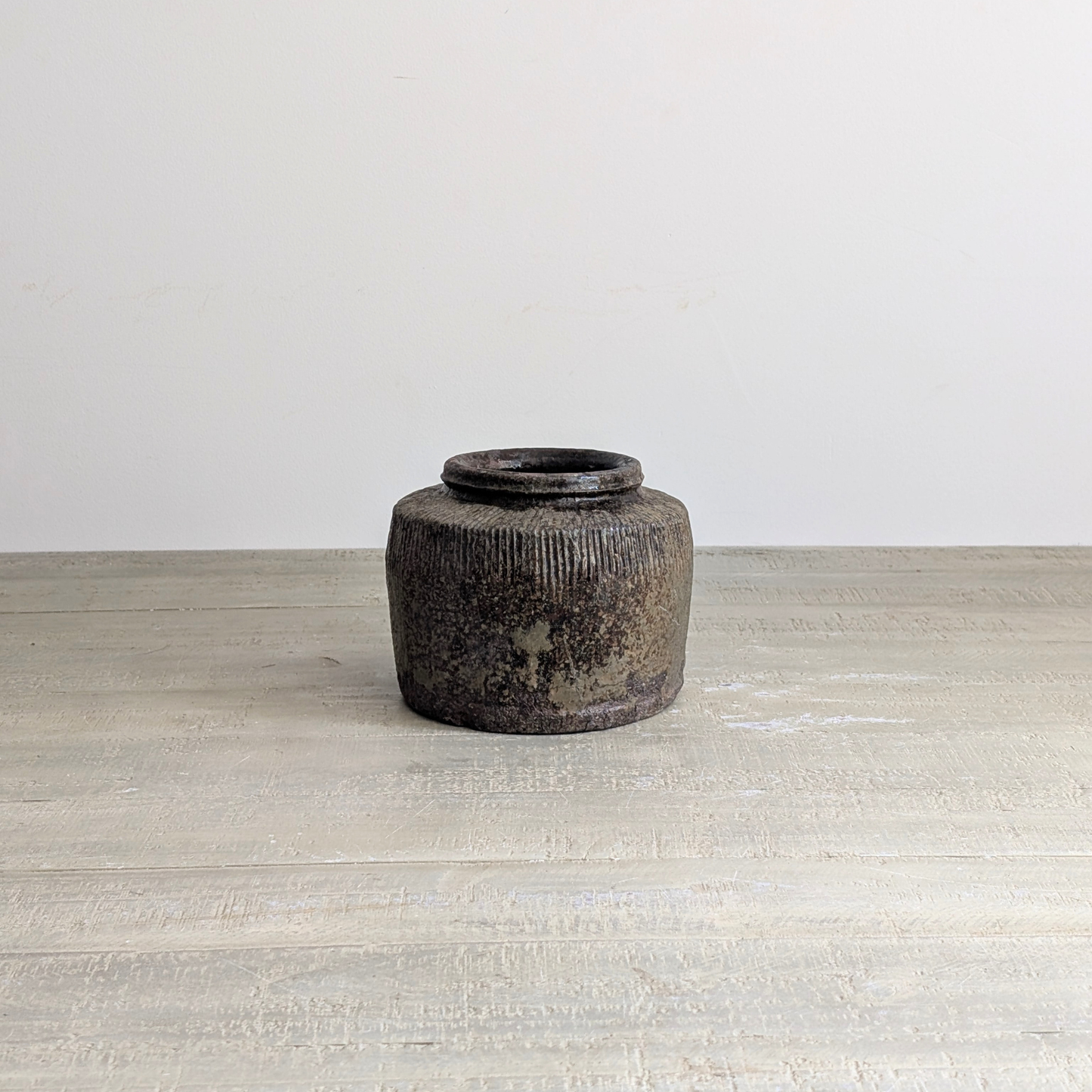 Short Rice Wine Jar 8