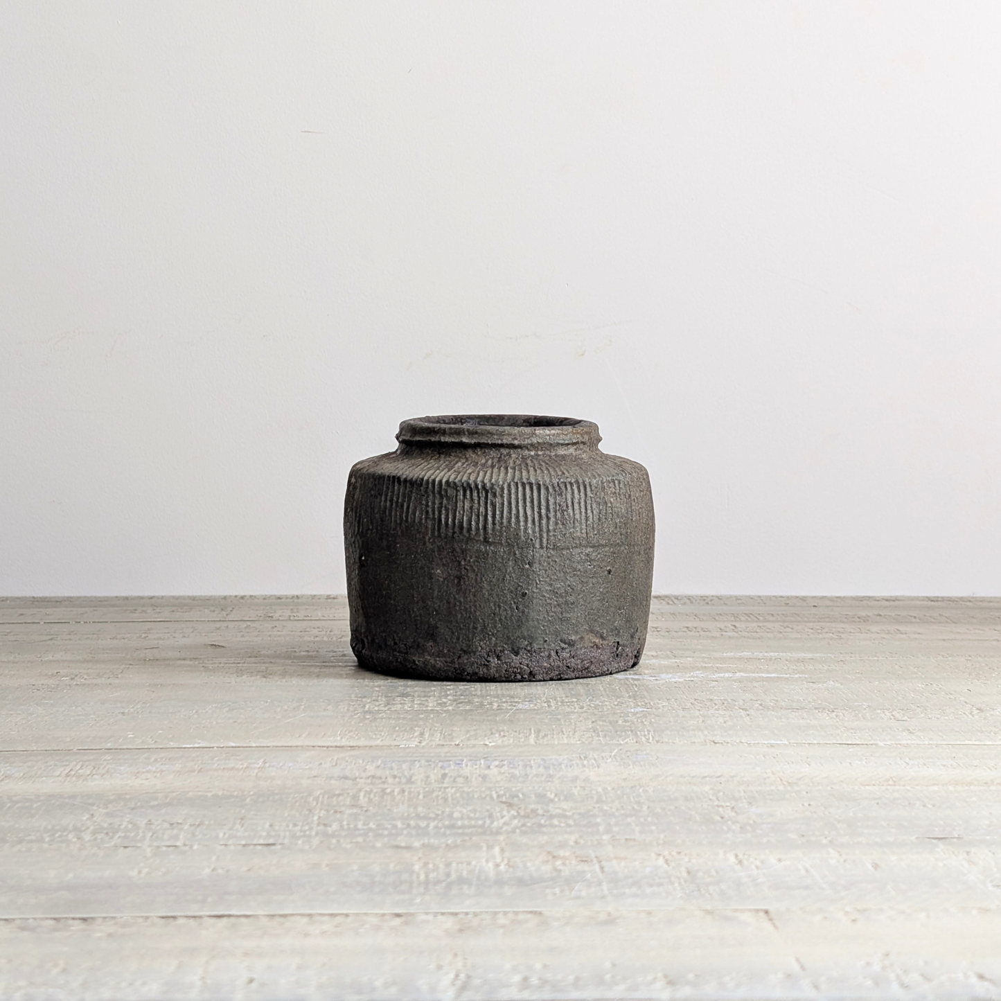 Short Rice Wine Jar 8