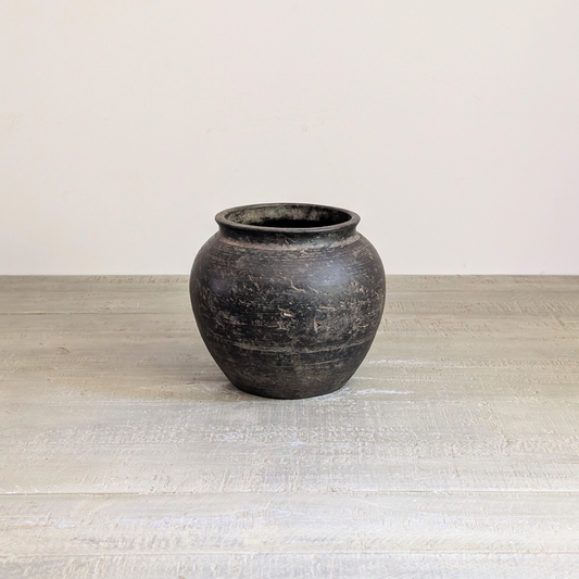 Small Charcoal Pot 1