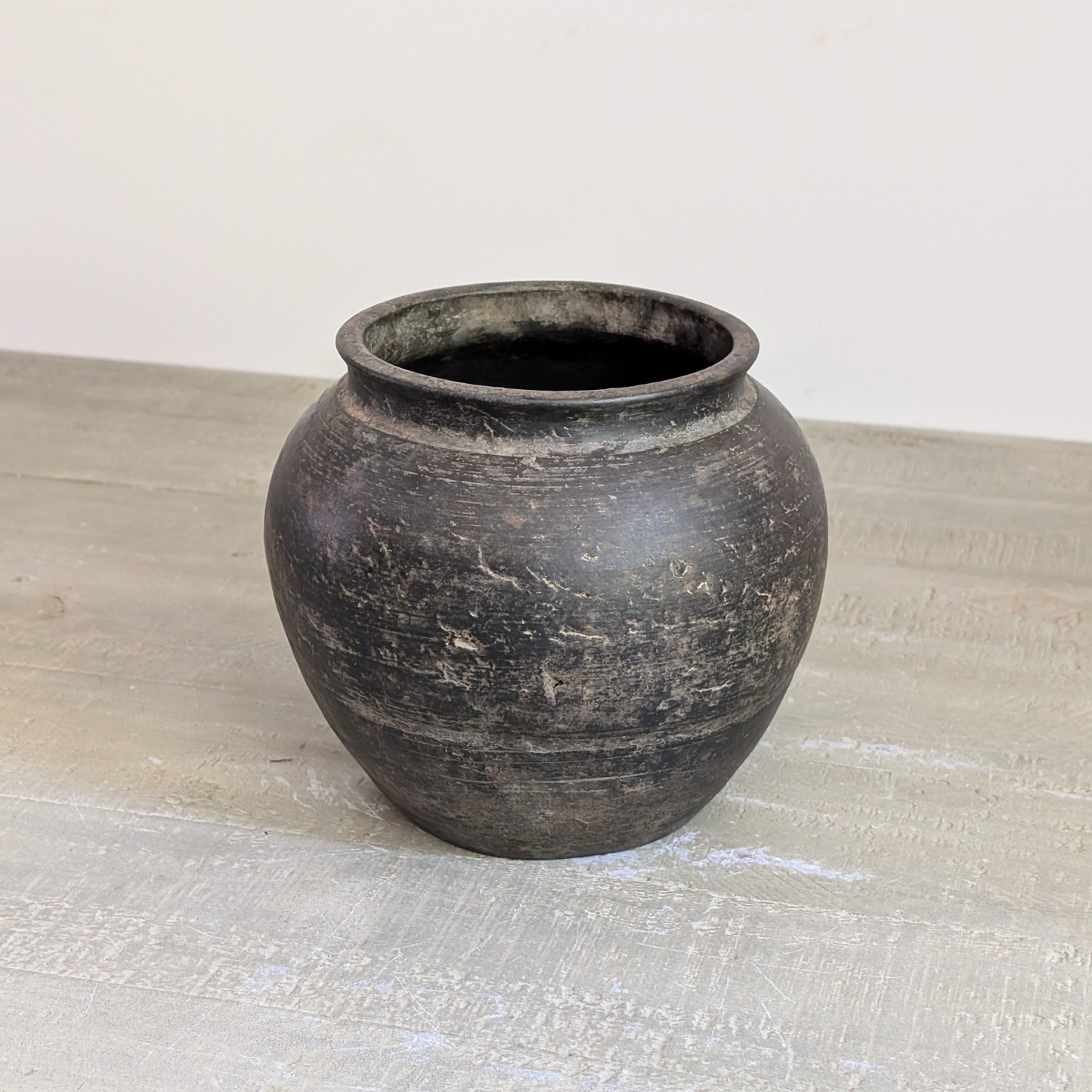 Small Charcoal Pot 1