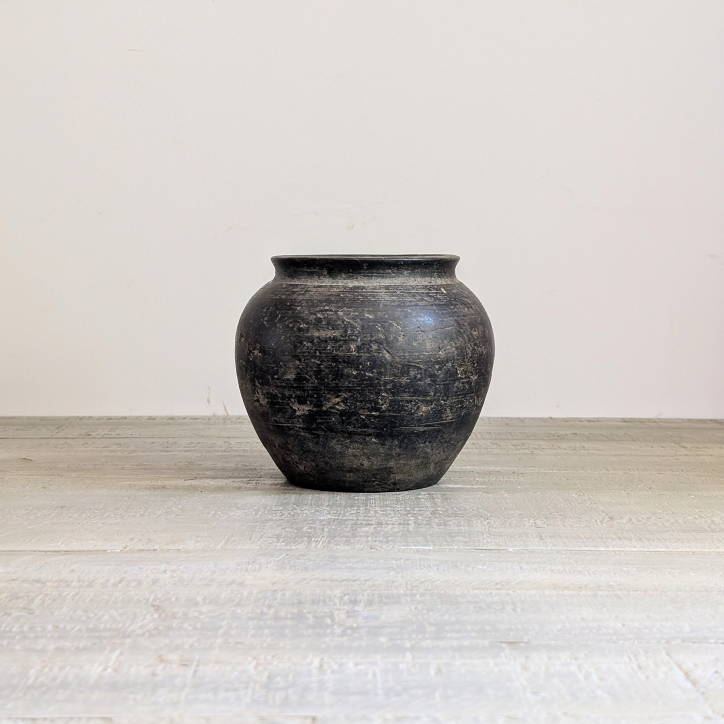 Small Charcoal Pot 1