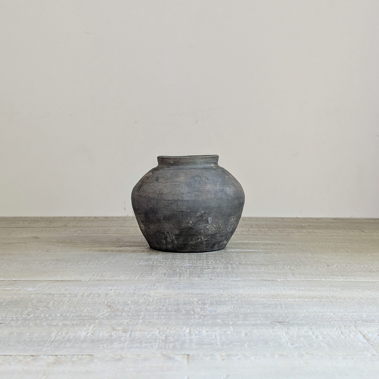 Small Grey Pot 2