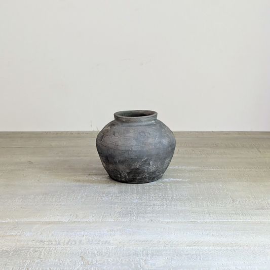 Small Grey Pot 2