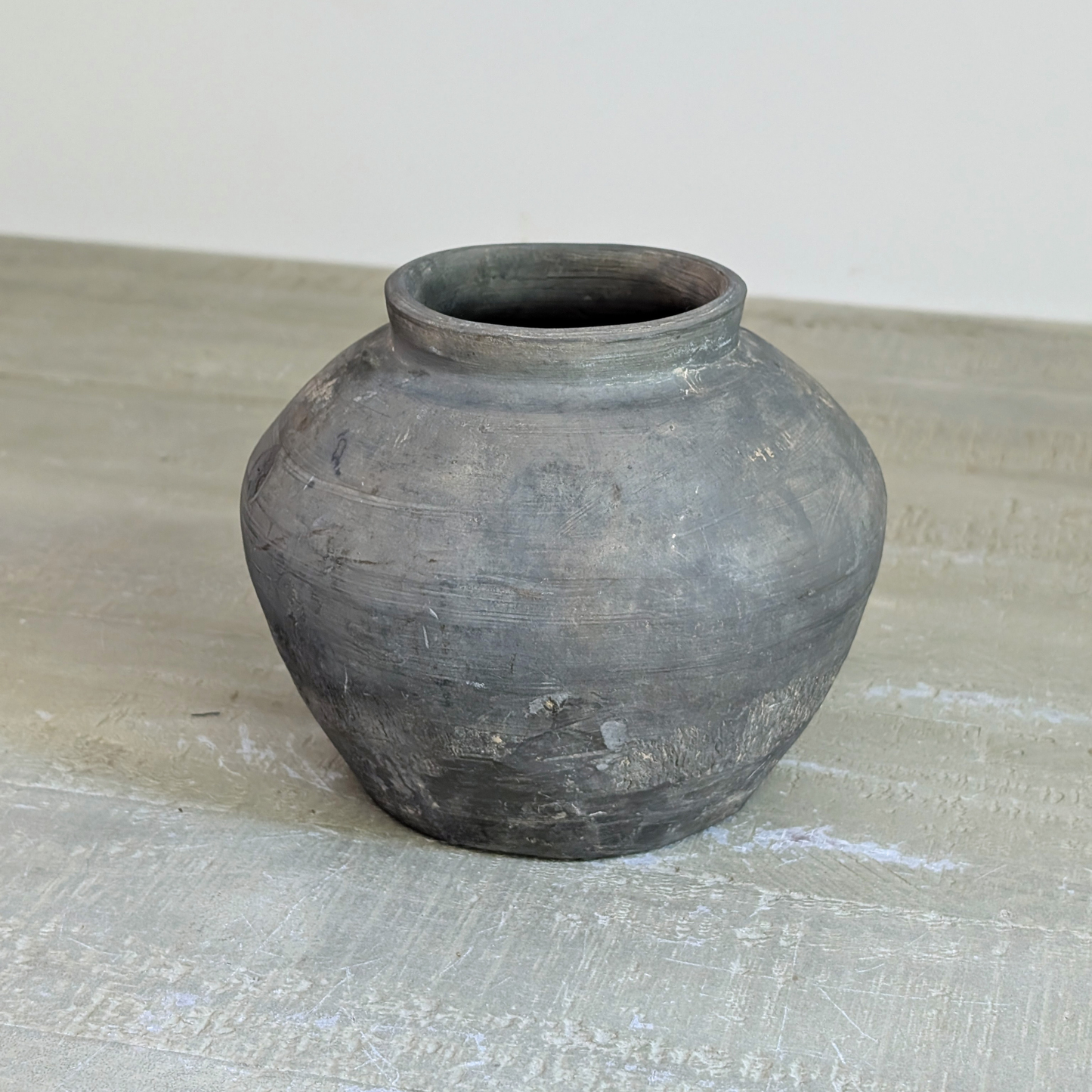 Small Grey Pot 2