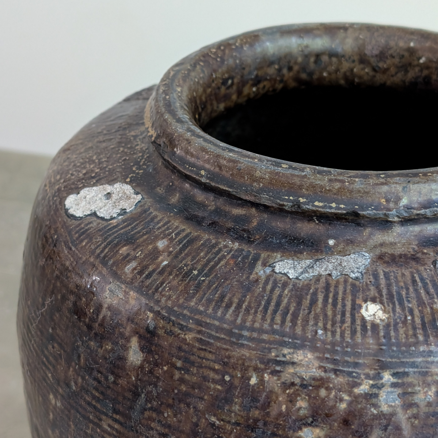 Short Rice Wine Jar 2