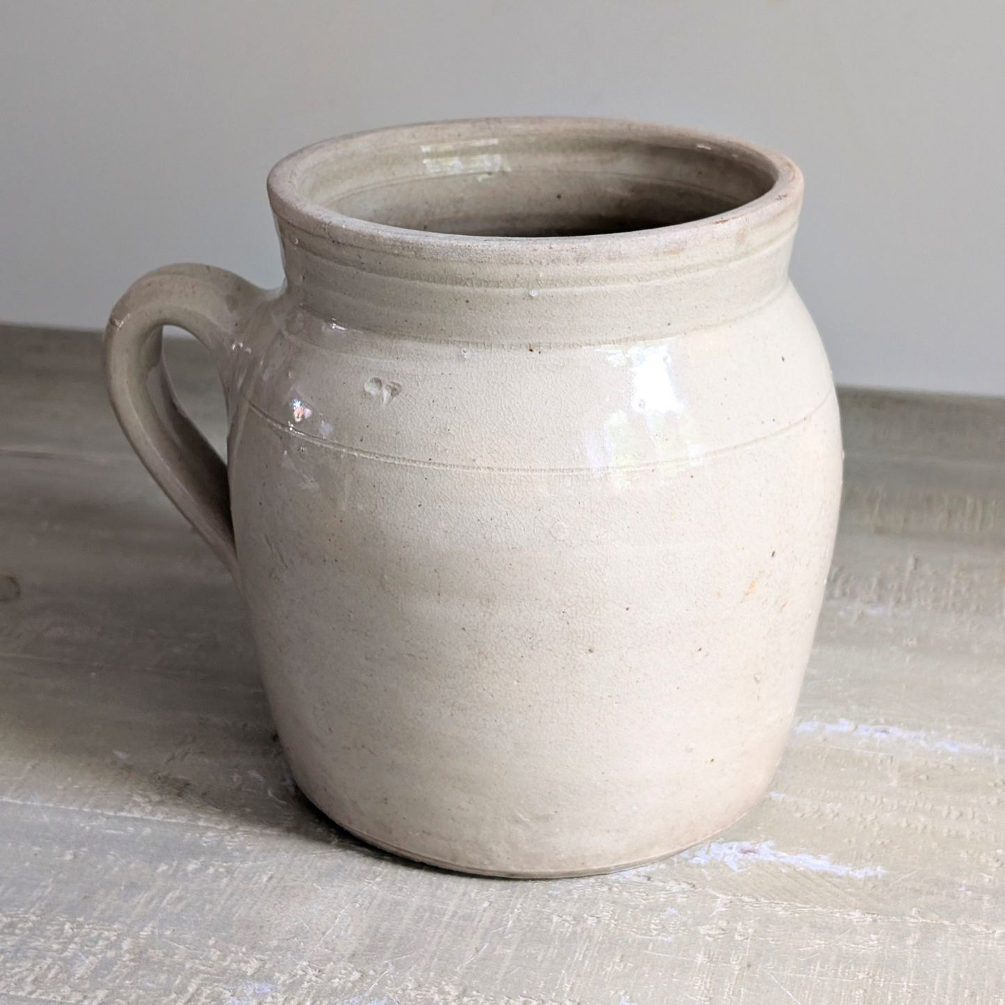 Cream Single Handle Pot 1