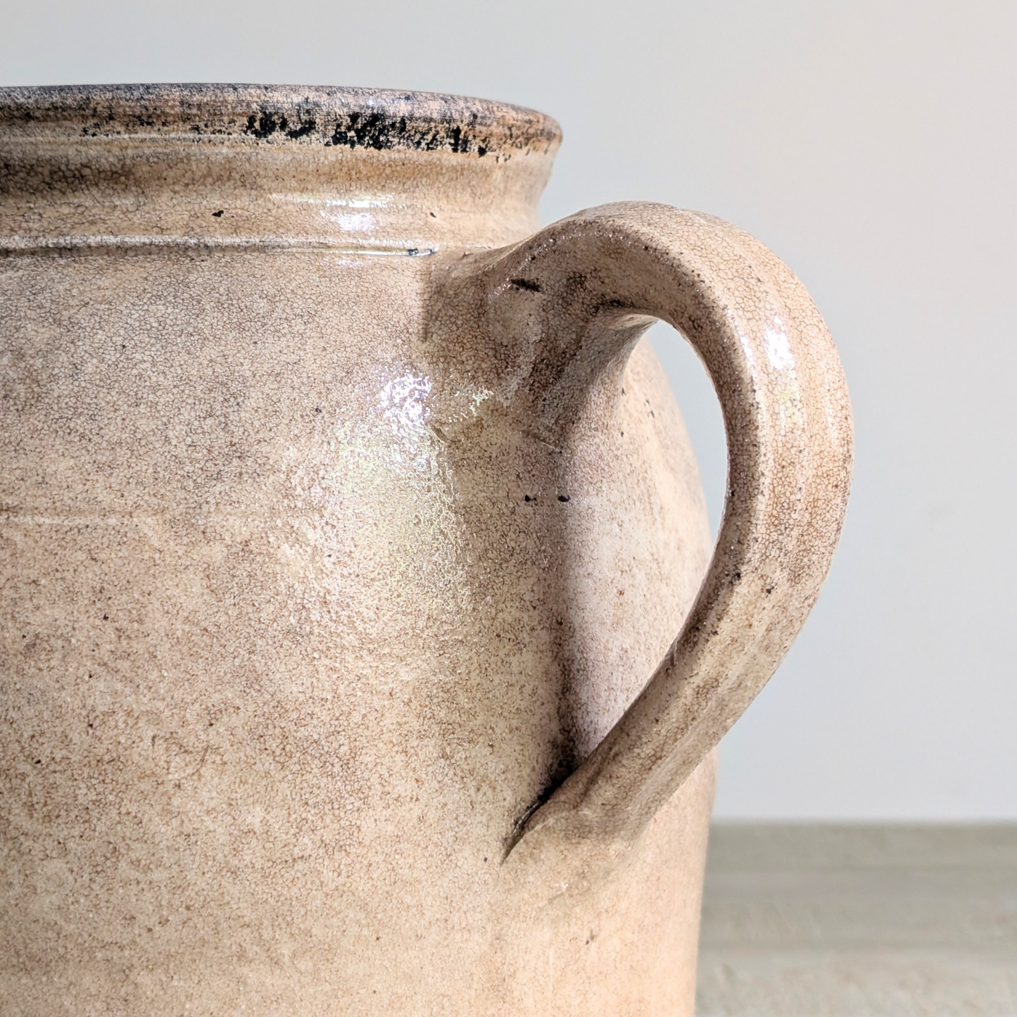Cream Single Handle Pot 3