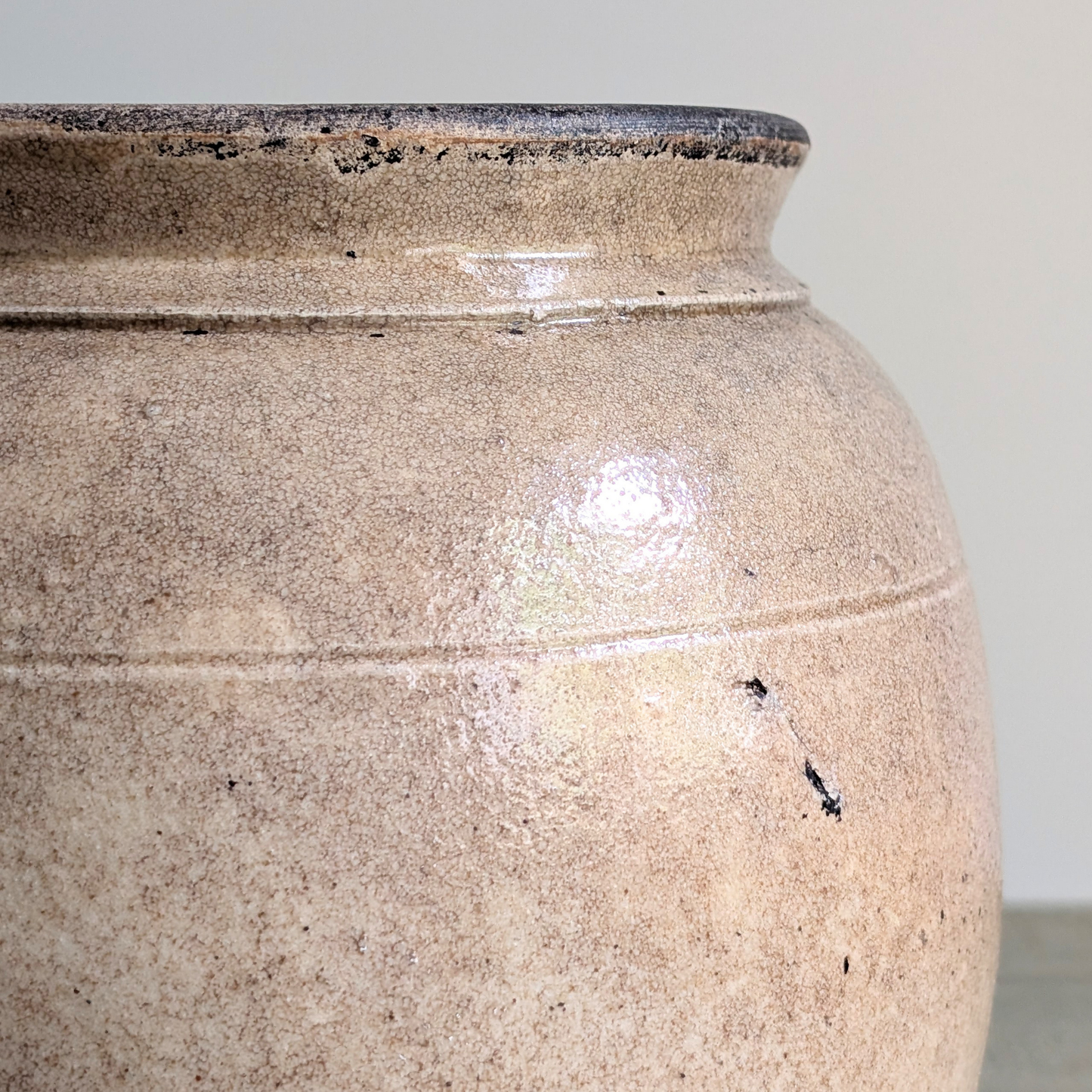 Cream Single Handle Pot 3