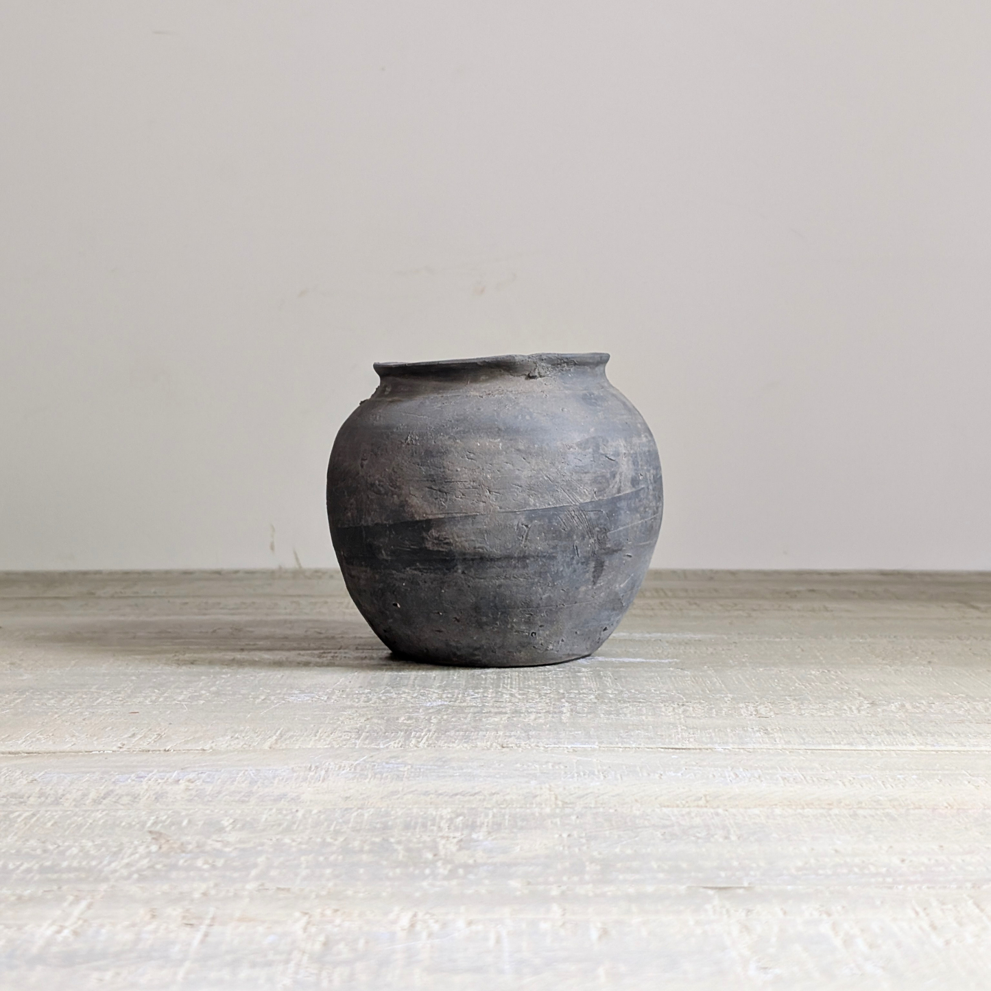 Small Grey Pot 1