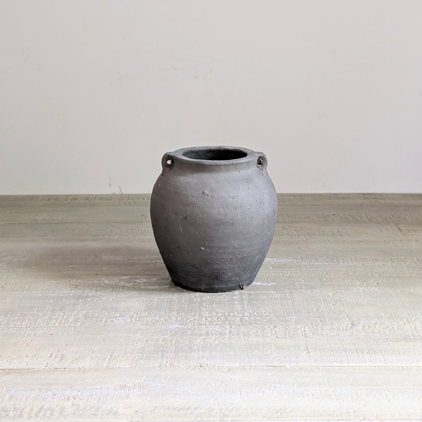 Small Grey Pot 2