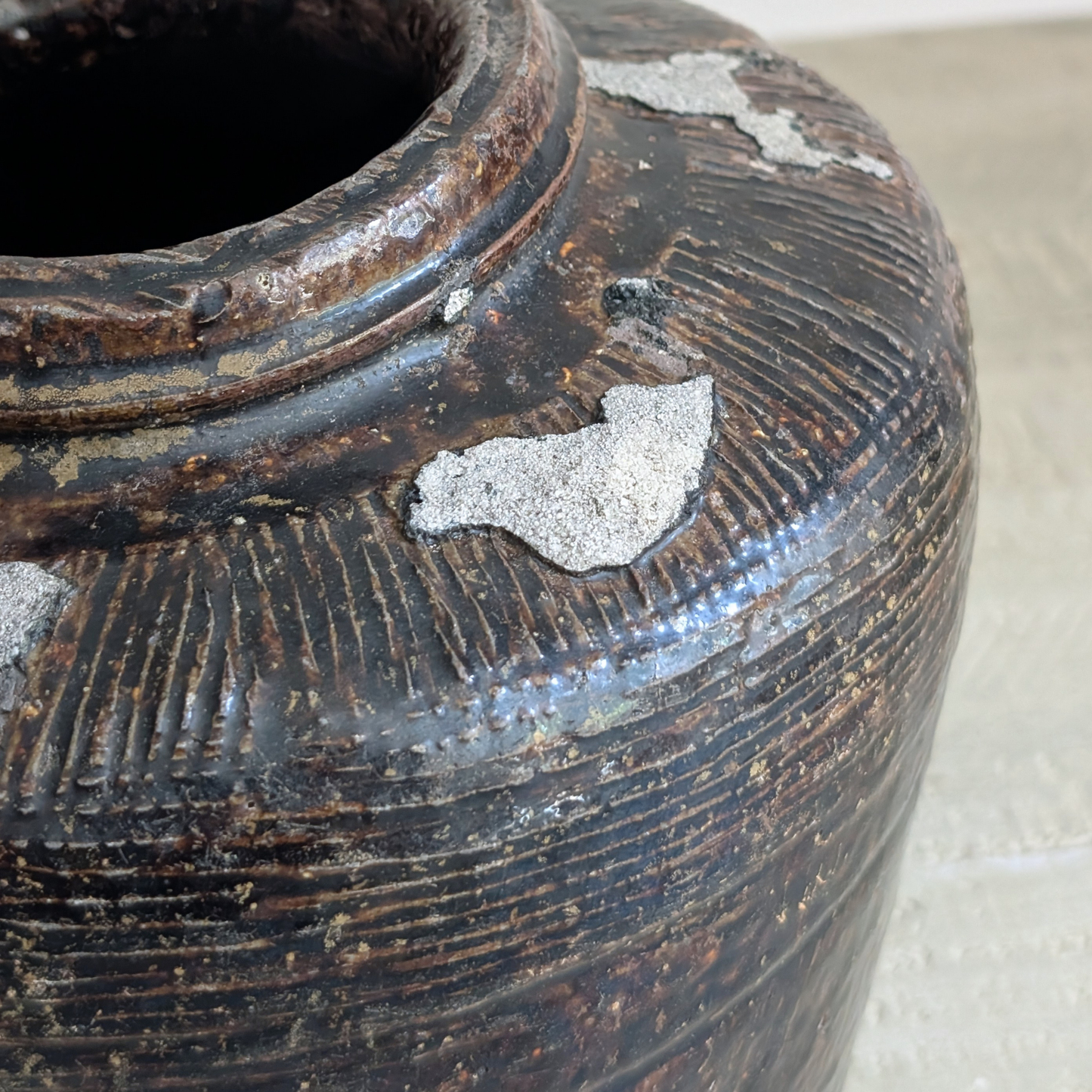 Short Rice Wine Jar 3