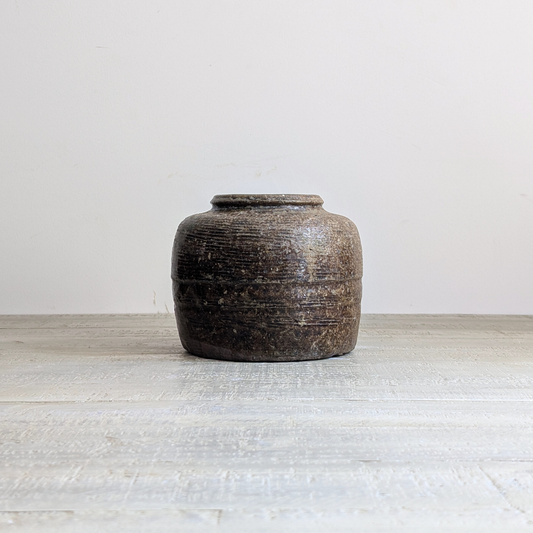 Short Rice Wine Jar 4