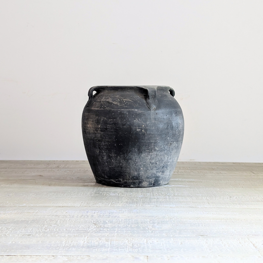Medium Primitive Pot 1